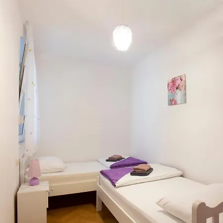 Appartement Apartman Mm *